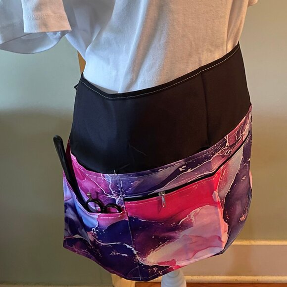 Multi-Purpose Apron: Server, Artist, Haircutting, Barista - Picture 5 of 10